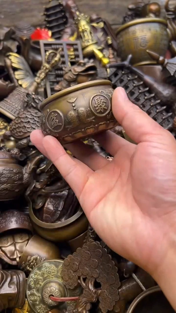 精美铜器，点击下单