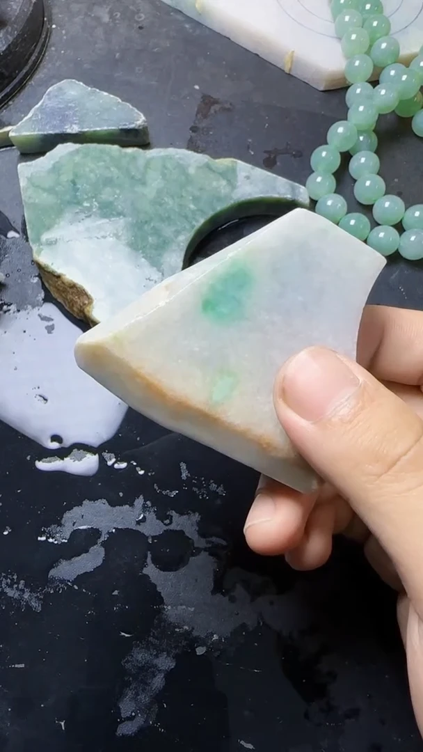 颈饰未镶嵌翡翠南**器095