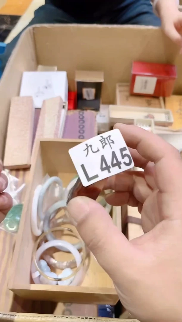 瓷片e****u445 enzeru enzeru enzeru enzeru enzeru