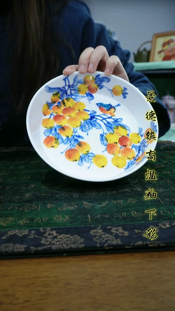 其他景德镇高温瓷（圆壶呈）