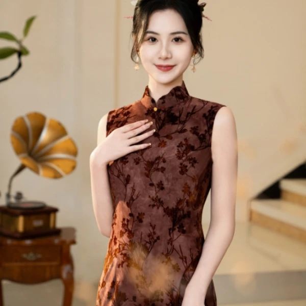 女色年华春夏新款黄绿色高级旗袍气质网红时尚夏季复古日常中国风