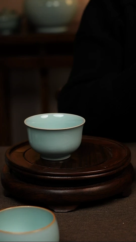 瓷片天青色全手工压手杯150ml一级全品礼盒包装