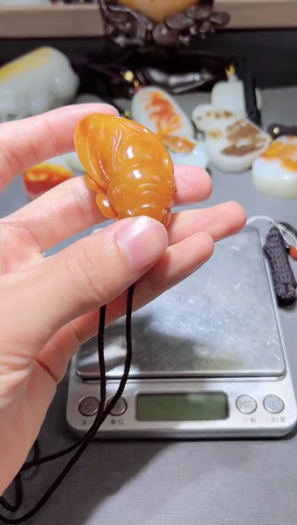 和田玉（子料）未镶嵌挂件YL-ZZ-4.29-19