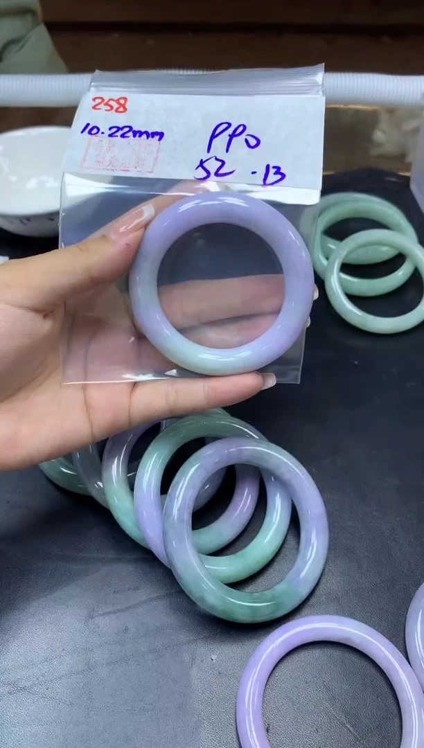 未镶嵌定制翡翠258手镯52+990元+拍一发一