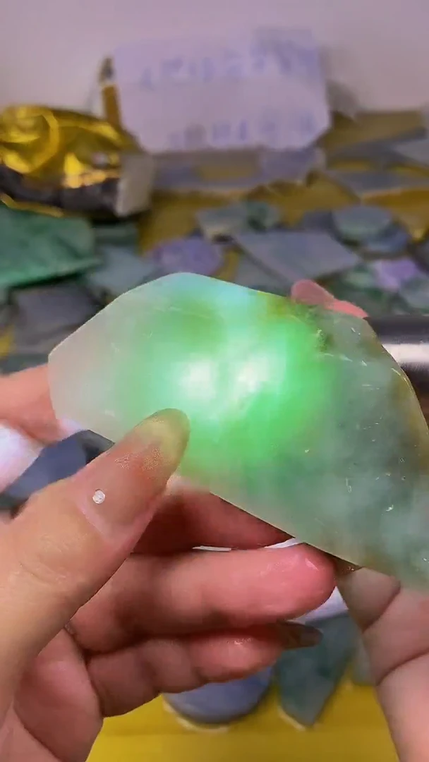 散珠翡翠天然缅甸翡翠A货130