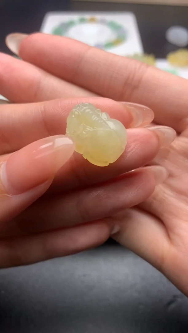 【闪购商品】定制翡翠未镶嵌毛货