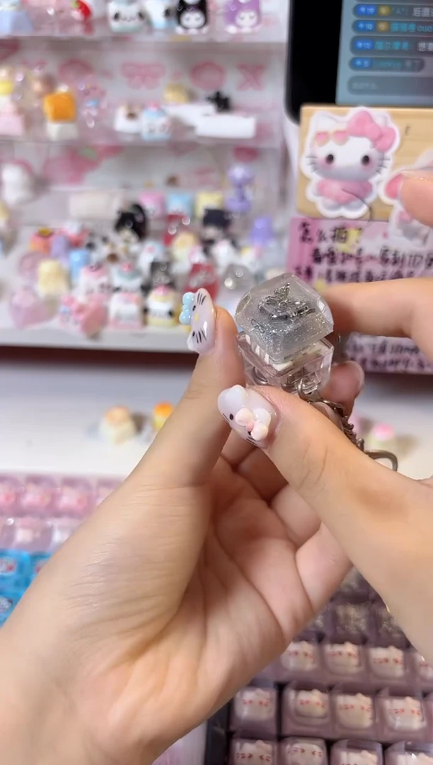 21.爆闪银色蝴蝶滴胶键帽