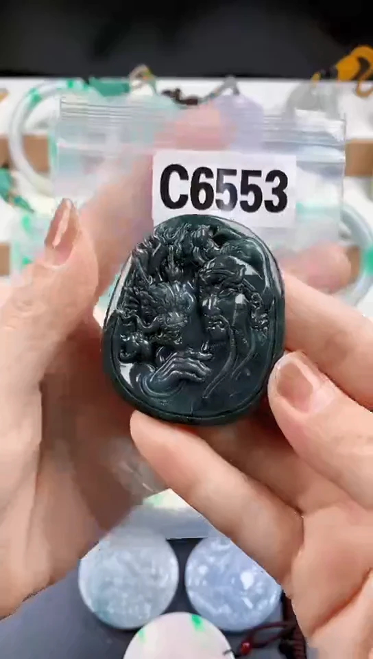 颈饰未镶嵌翡翠天然翡翠吊坠挂件