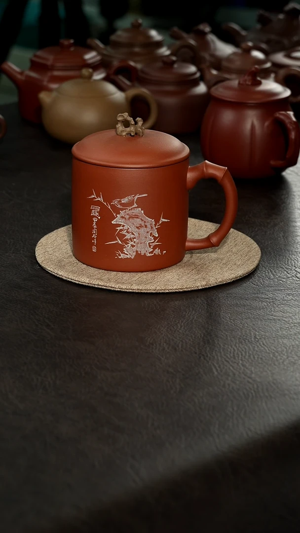 茶壶紫砂盖杯，太湖石