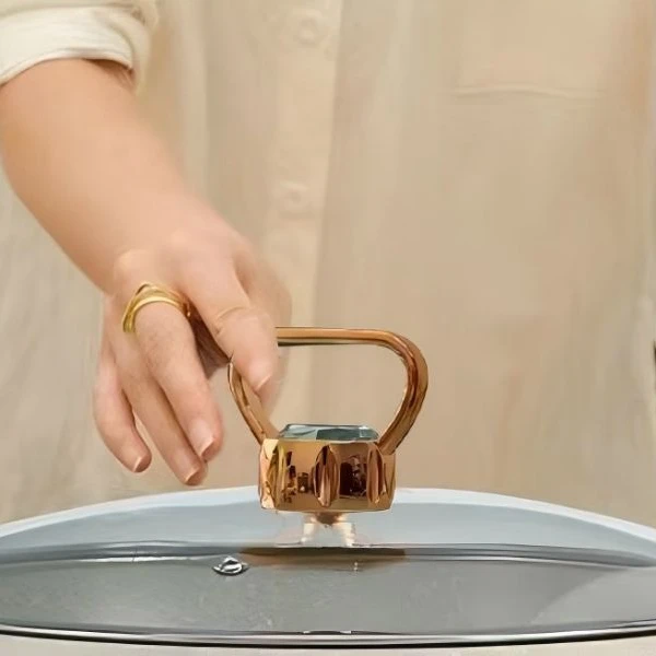 麦饭石钛金不粘锅专用防爆锅盖