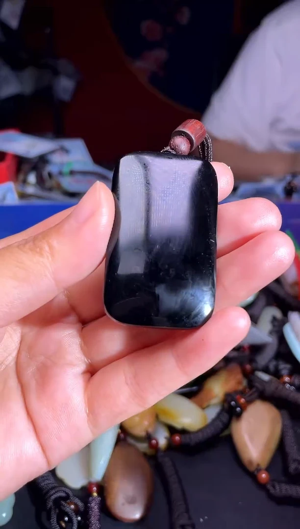 和田玉未镶嵌挂件1