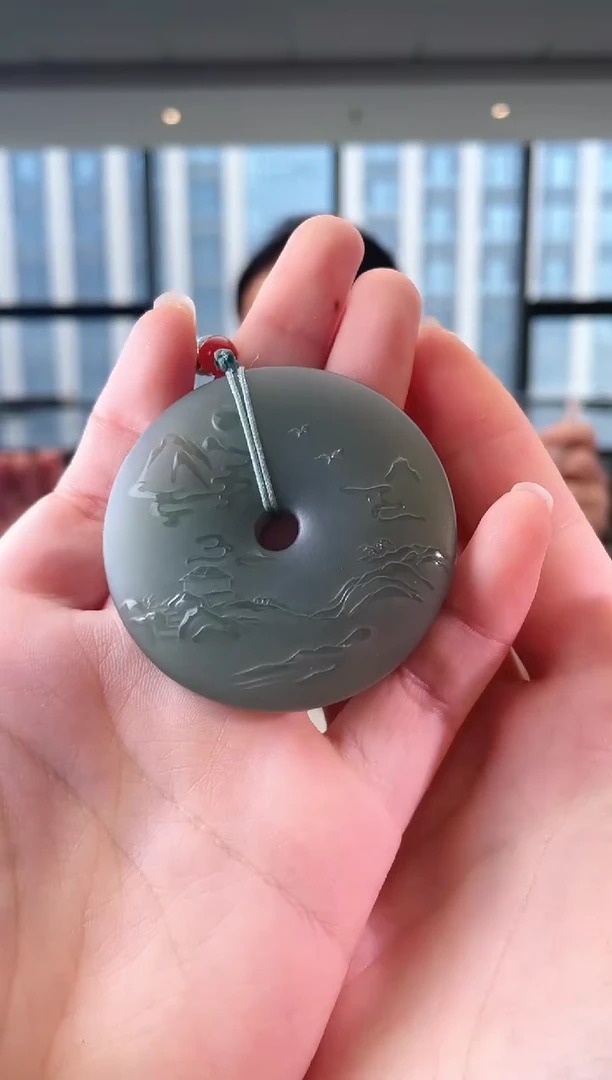 和田玉未镶嵌颈饰扣