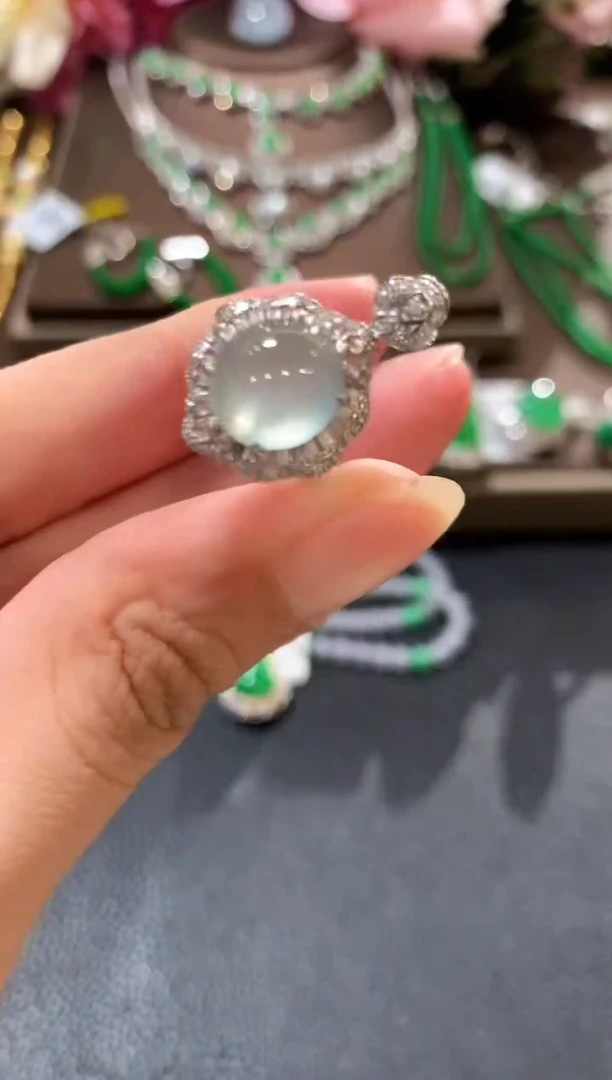 18K金镶嵌戒指翡翠a128多样性一件发货