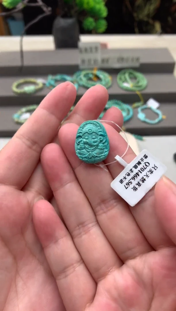 绿松石未镶嵌雕刻A69