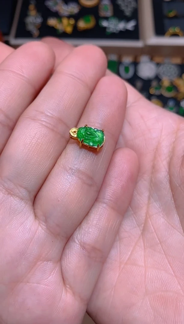 【闪购商品】翡翠颈饰银S925镶嵌貔貅