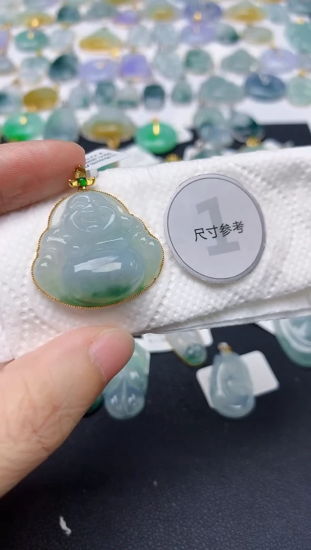 翡翠18K金镶嵌颈饰天然缅甸A货翡翠