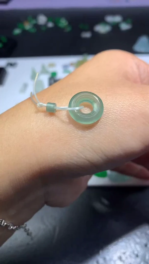 未镶嵌定制翡翠毛货