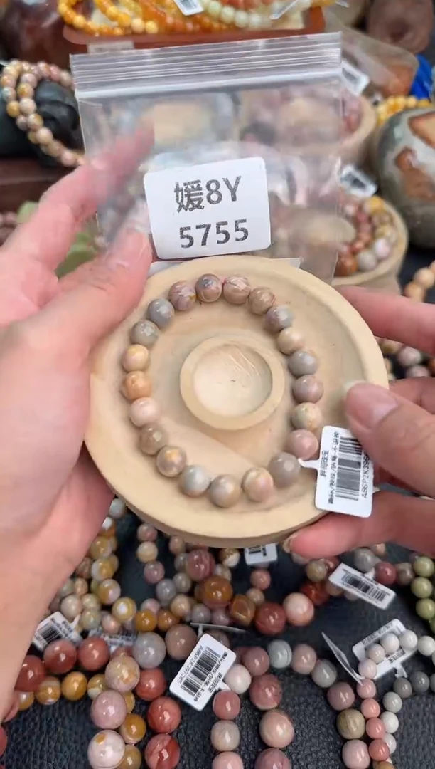 石英质玉手链未镶嵌小****y8Y5755