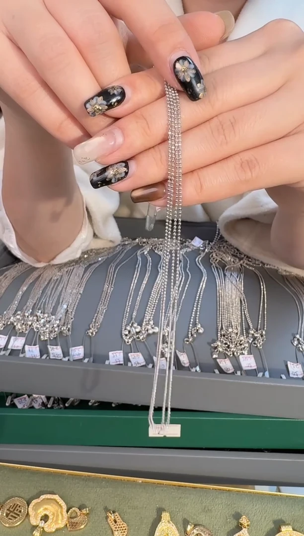 45长爱心抽拉白切面珠 2.05 （附带礼盒包装）