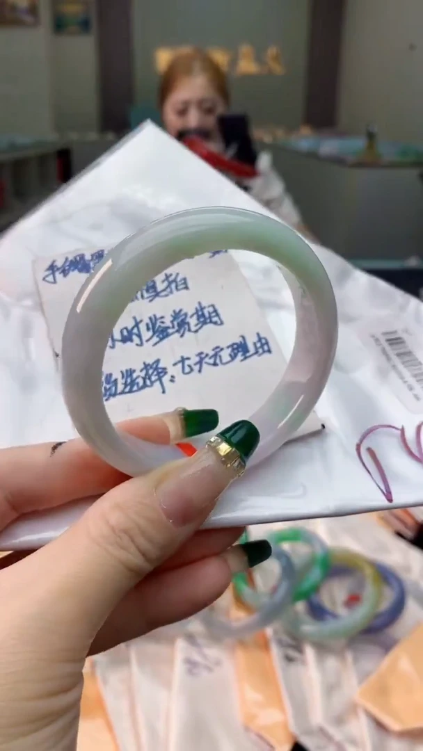 未镶嵌手镯翡翠0013489866