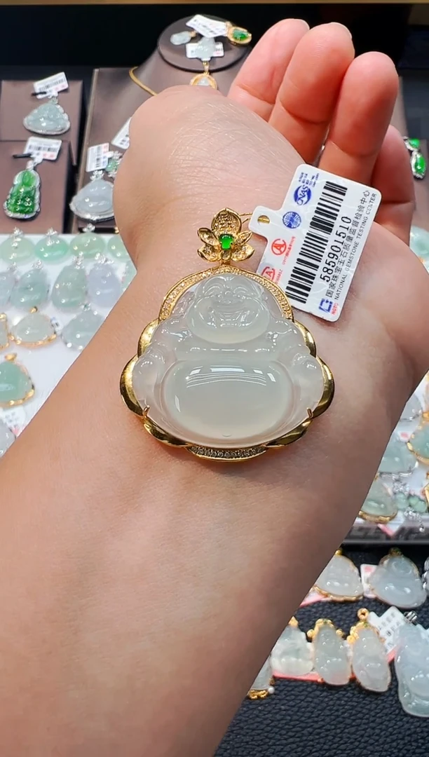 吊坠(不含链)18K金镶嵌翡翠佛公吊坠1510