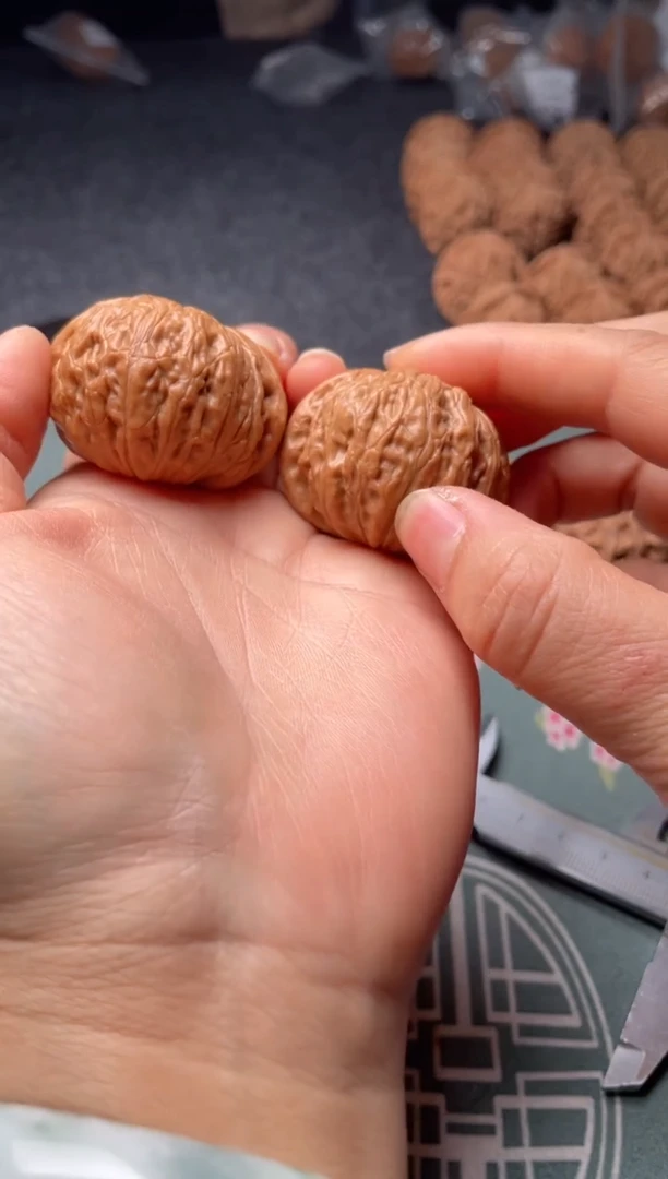 把件文玩核桃w50   铁锤 42尺