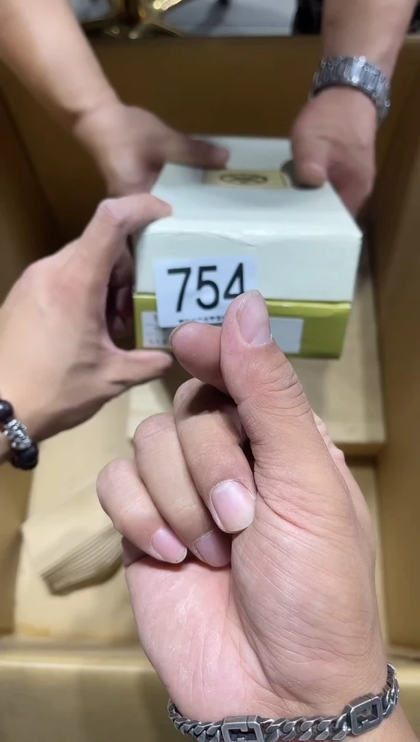 瓷片P***l754.......