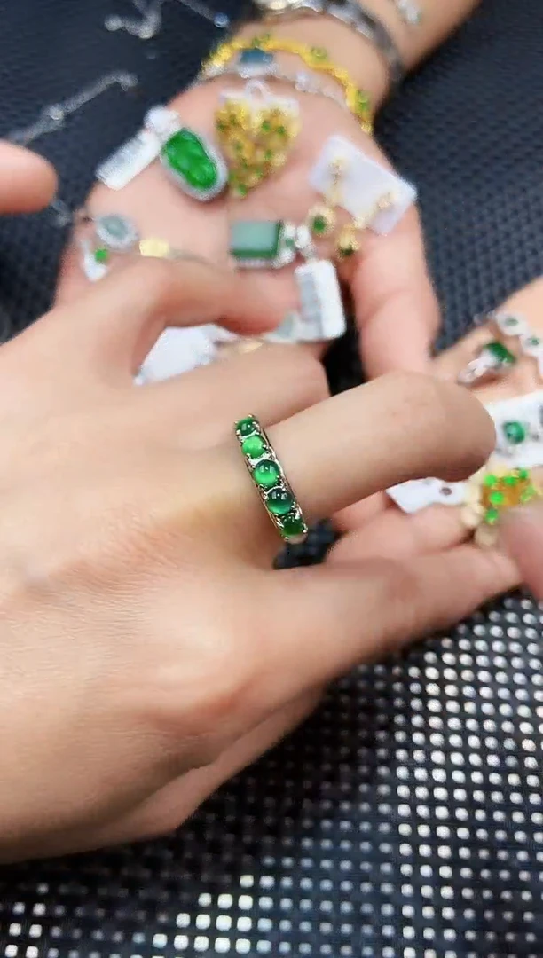 【闪购商品】翡翠戒指未镶嵌11111111