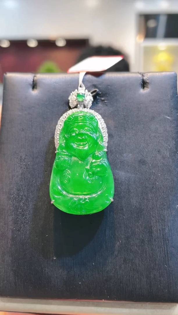 【闪购商品】翡翠颈饰18K金镶嵌A108天然A货翡翠吊坠