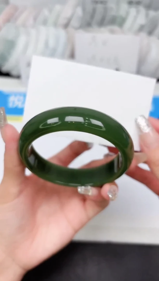 石英质玉手镯未镶嵌V117-60.7