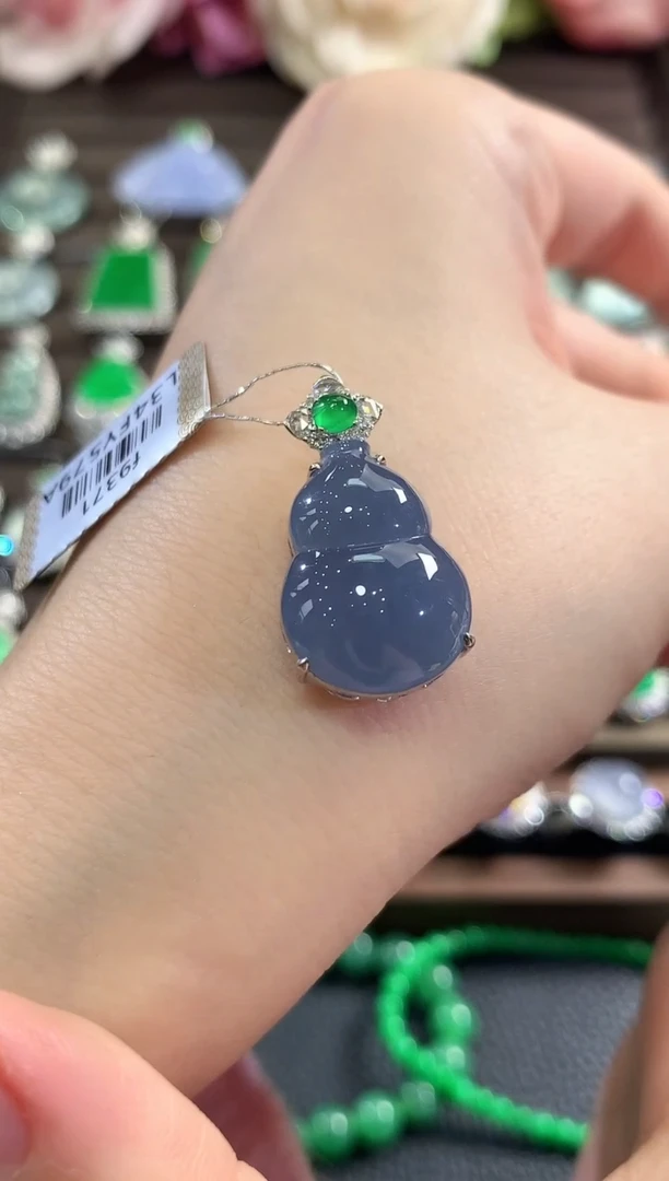 吊坠(不含链)18K金镶嵌翡翠d83紫货有色差