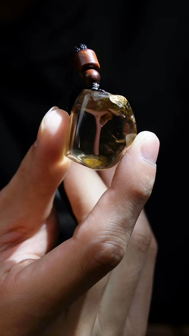 吊坠(赠链)未镶嵌水晶水晶