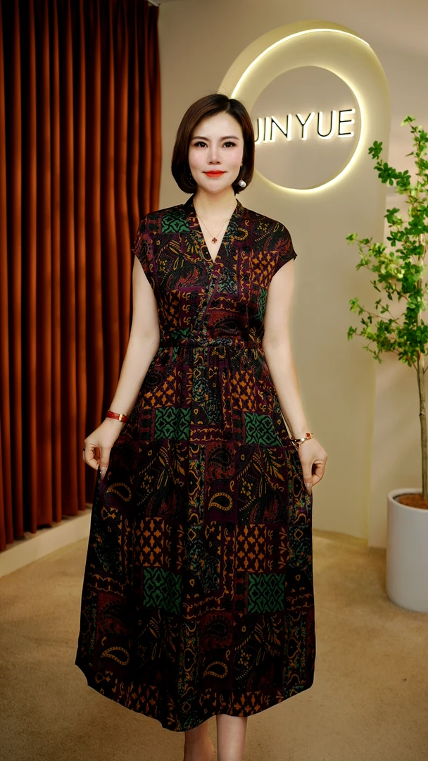 【 靖宇】2025新款早秋新中式修身气质连衣裙1551A