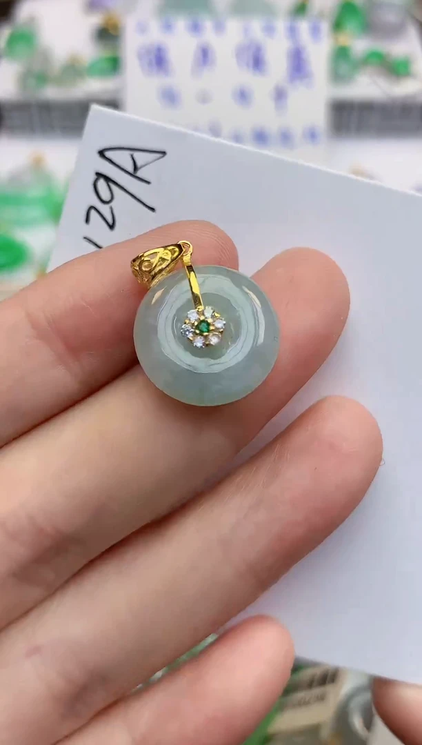 颈饰未镶嵌翡翠天然缅甸a货翡翠