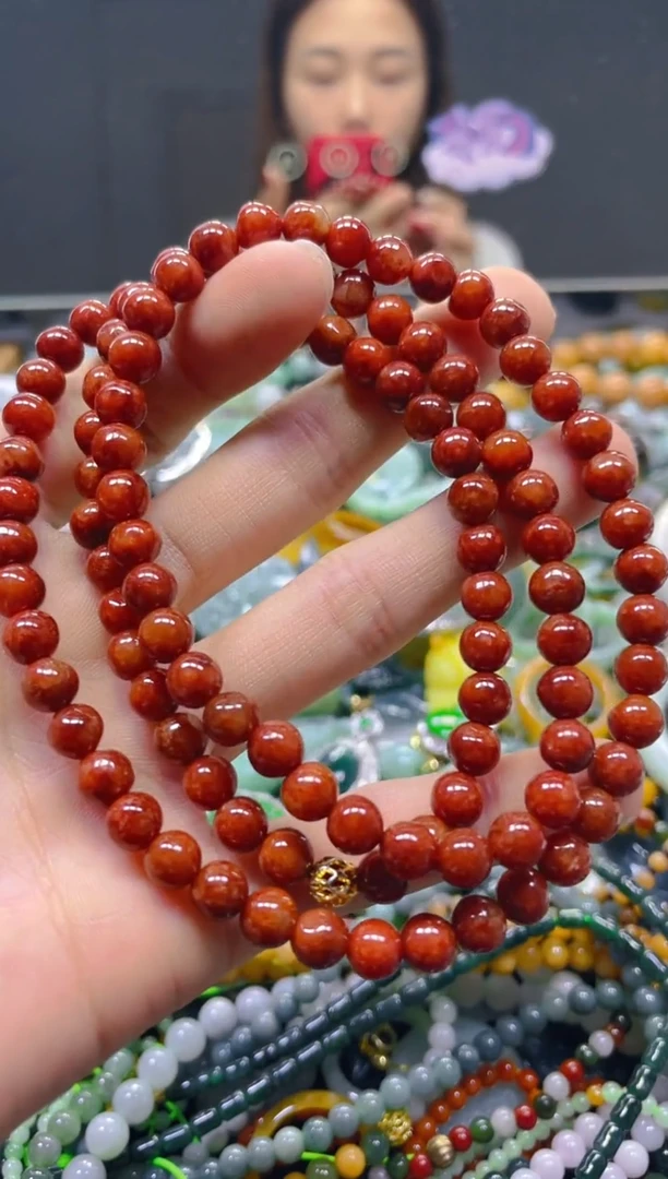 颈饰未镶嵌翡翠6MM/T/翡翠A货，一件也是批发价