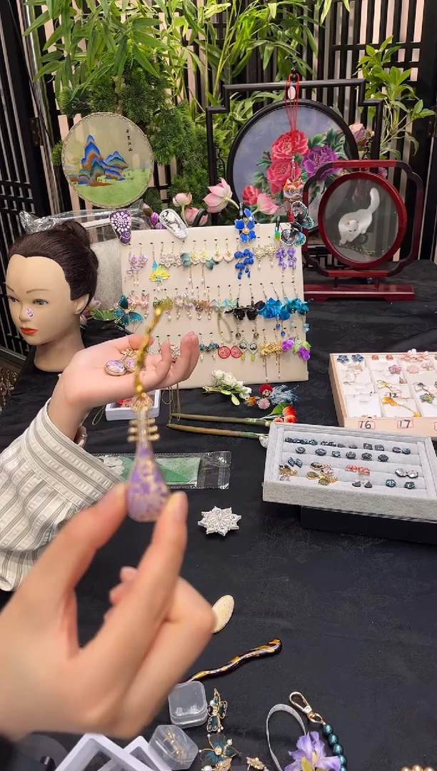 织绣悠*非遗苏绣手工饰品