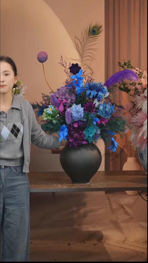 藤：            花+花瓶