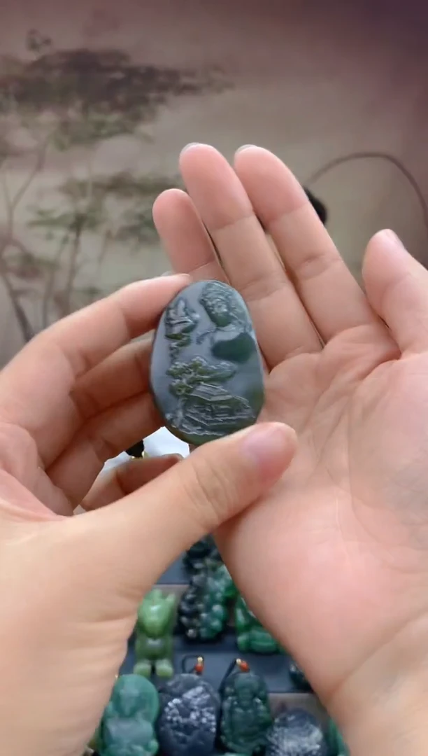 颈饰未镶嵌和田玉1