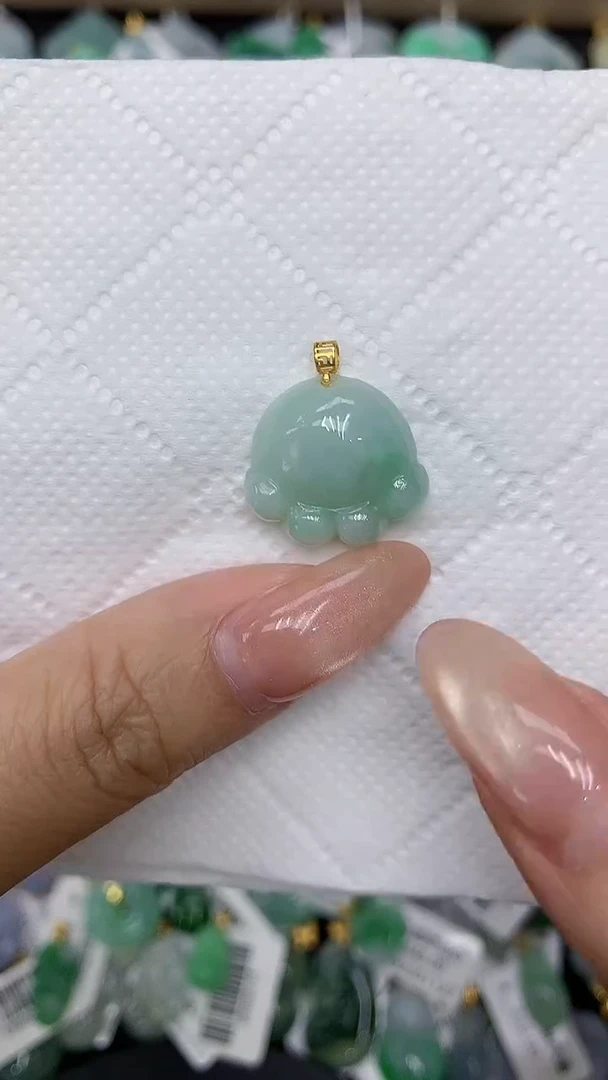 颈饰18K金镶嵌翡翠11111111111
