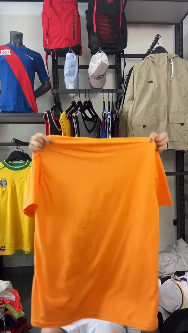 724·编码 耐克卫衣服饰过款为准 尺码·L