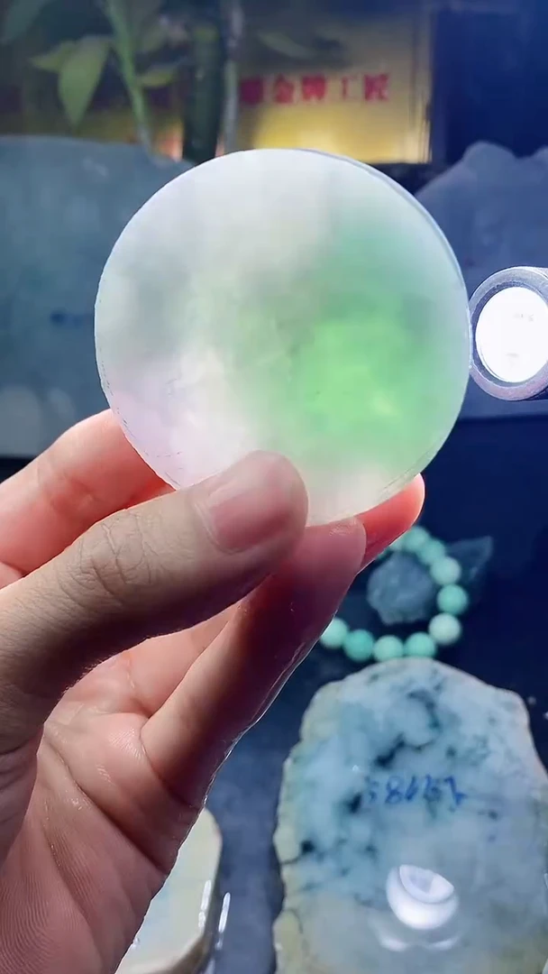 未镶嵌挂件翡翠小雨174