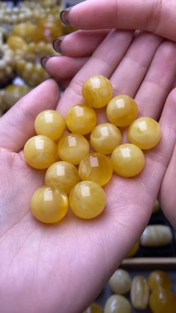 【闪购商品】琥珀裸石未镶嵌蜜蜡.1(多样性发其一)