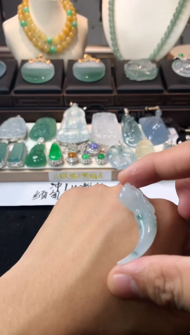 未镶嵌定制翡翠桤*桤5025毛货不退不换