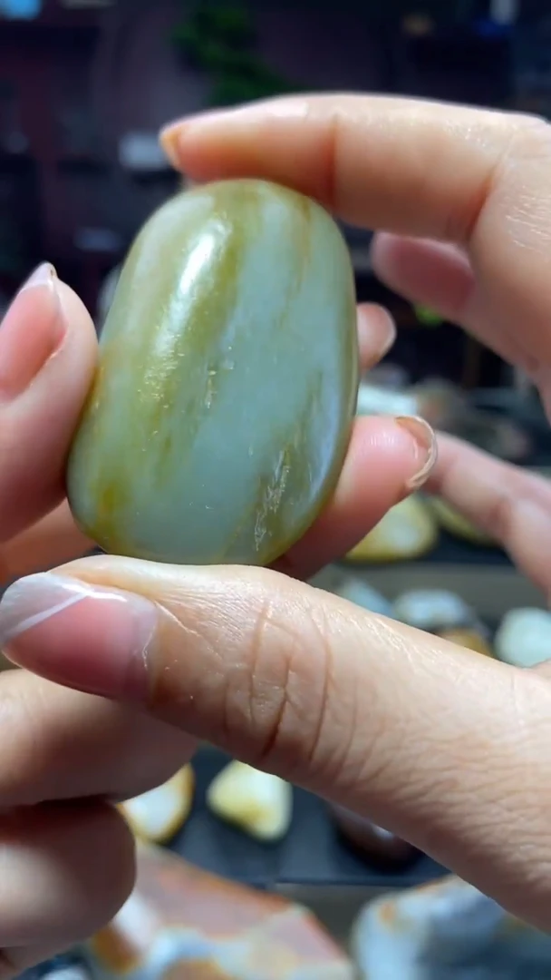 和田玉未镶嵌挂件和田玉吊坠挂件精美