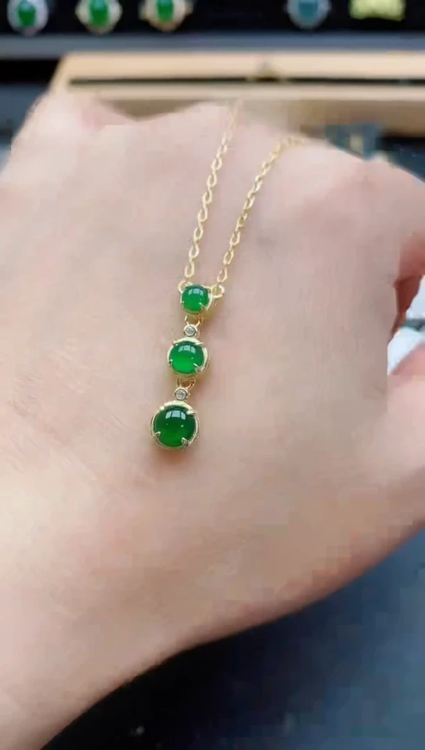 套链银S925镶嵌翡翠1