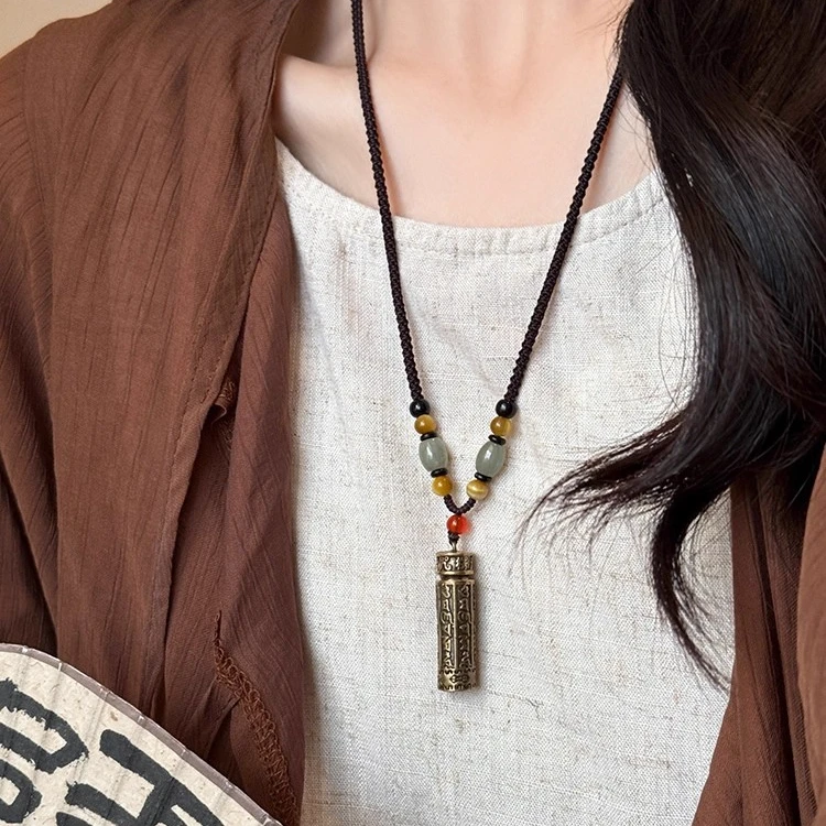 钛钢项链 新中式可打开嘎乌盒吊坠长项链女新款民族风毛衣链配饰