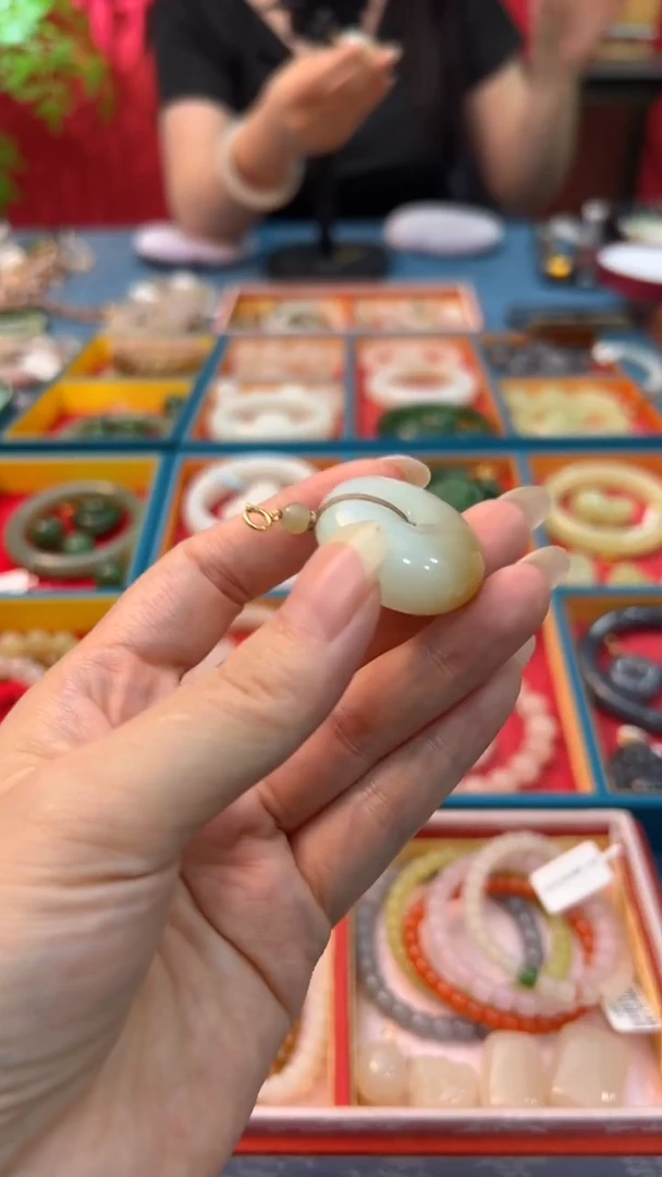 颈饰未镶嵌和田玉用****5糖白平安扣