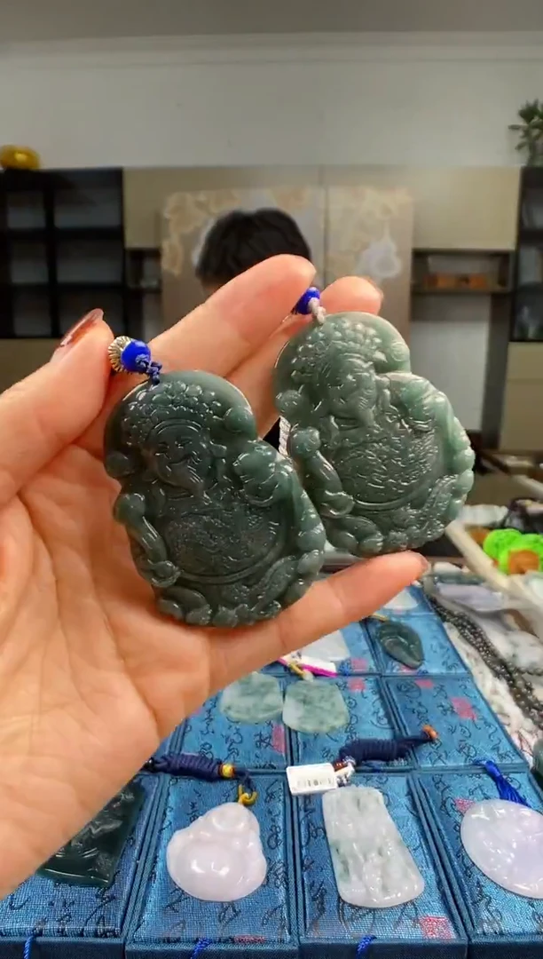 颈饰未镶嵌翡翠多样性发其一