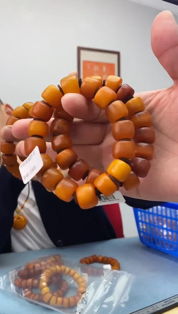蜜蜡未镶嵌珠宝奇石中好算盘多样性发一件029
