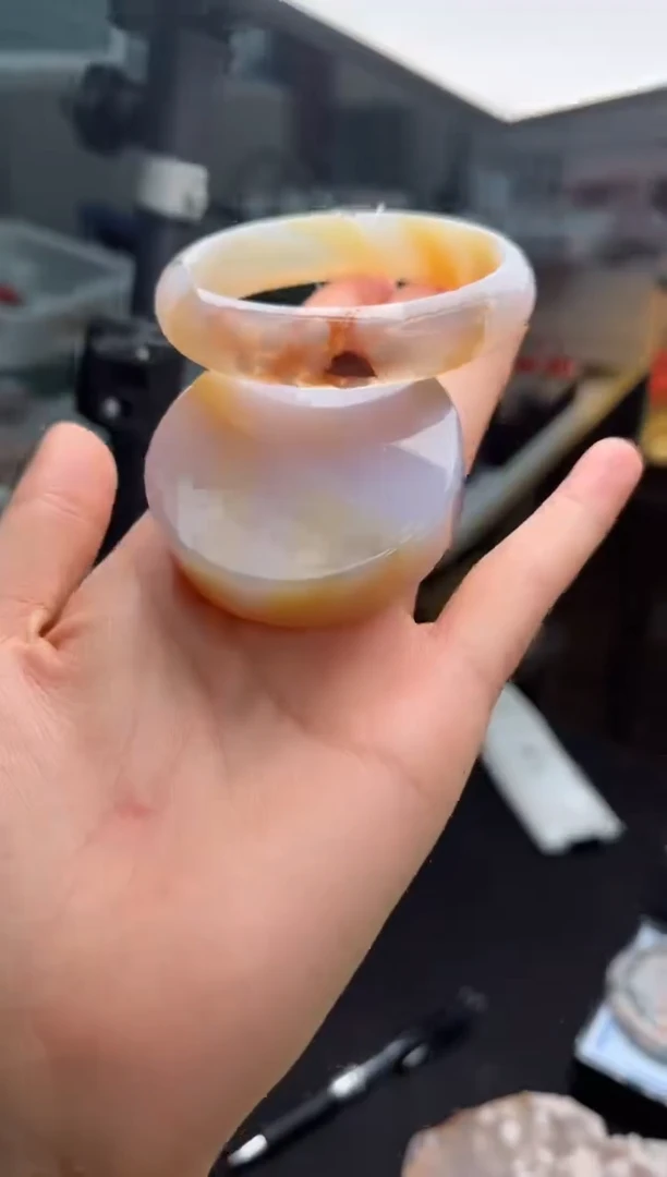 石英质玉手镯未镶嵌56圈口（赠送镯心）3911283